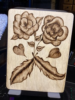 Roses and feather clipboard